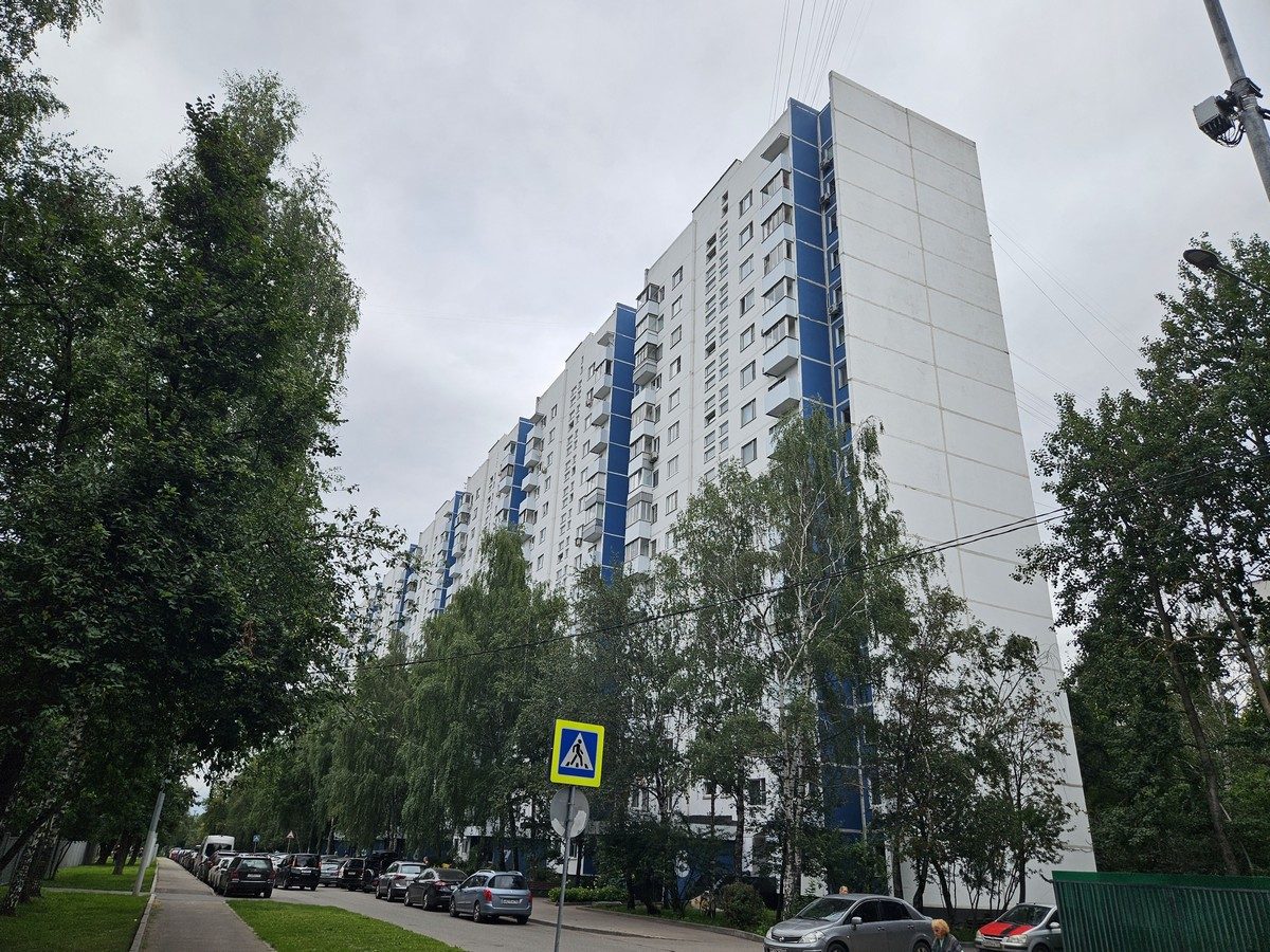 Продажа имущества, находящегося в собственности города Москвы, жилое помещение …