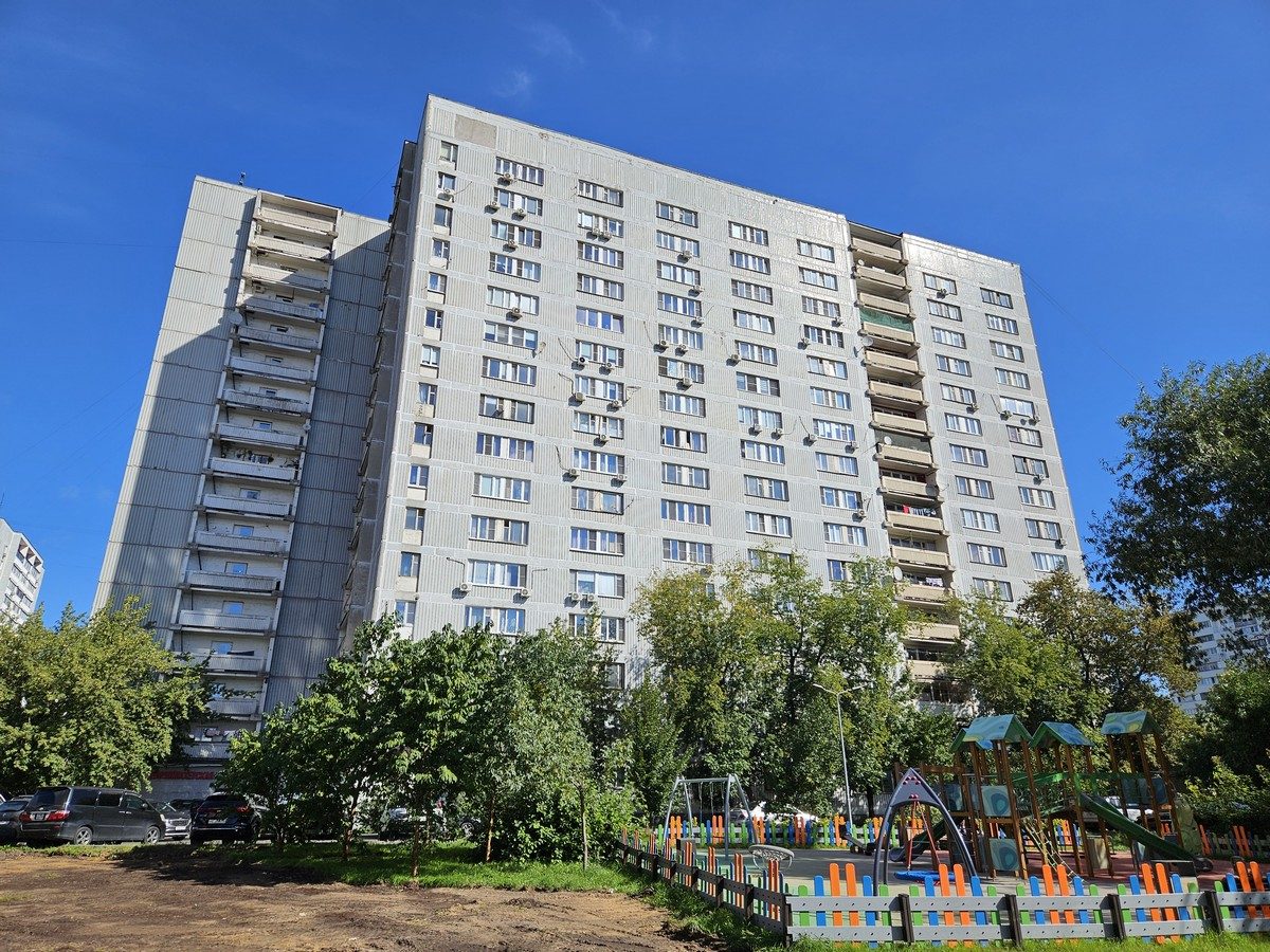 Продажа имущества, находящегося в собственности города Москвы, жилое помещение …