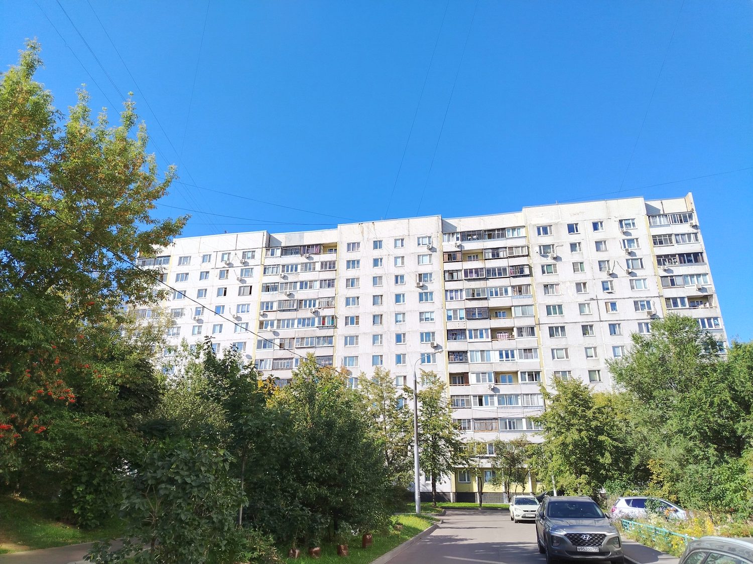 Продажа имущества, находящегося в собственности города Москвы, жилое помещение …