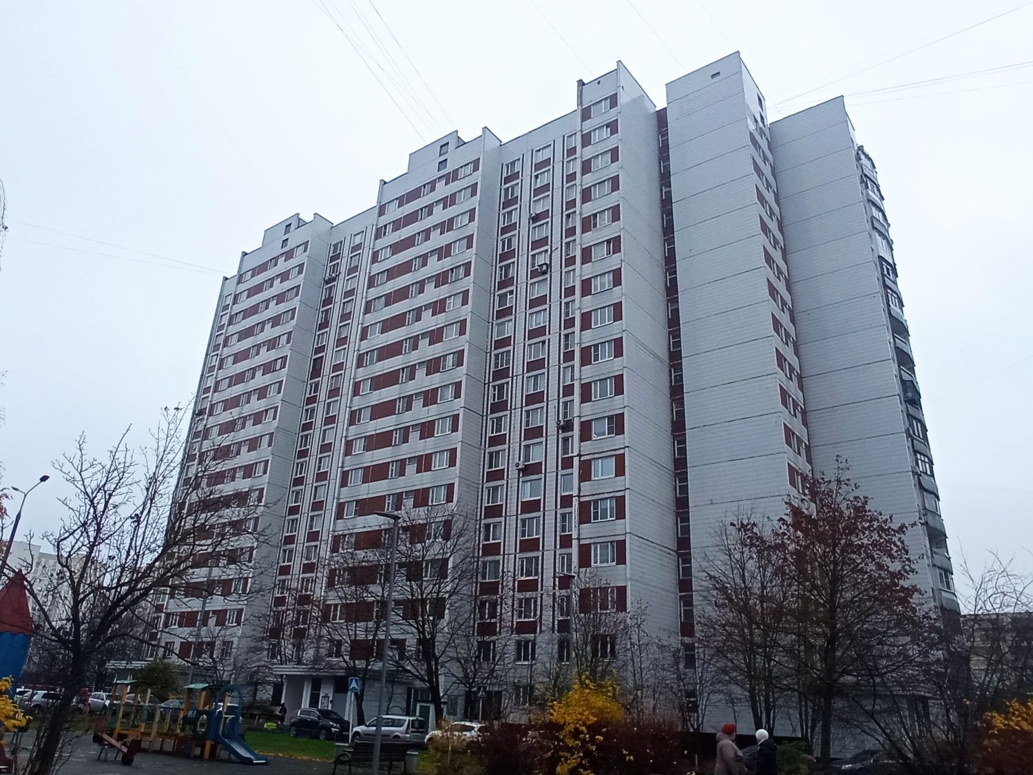 Продажа имущества, находящегося в собственности города Москвы: жилое помещение …
