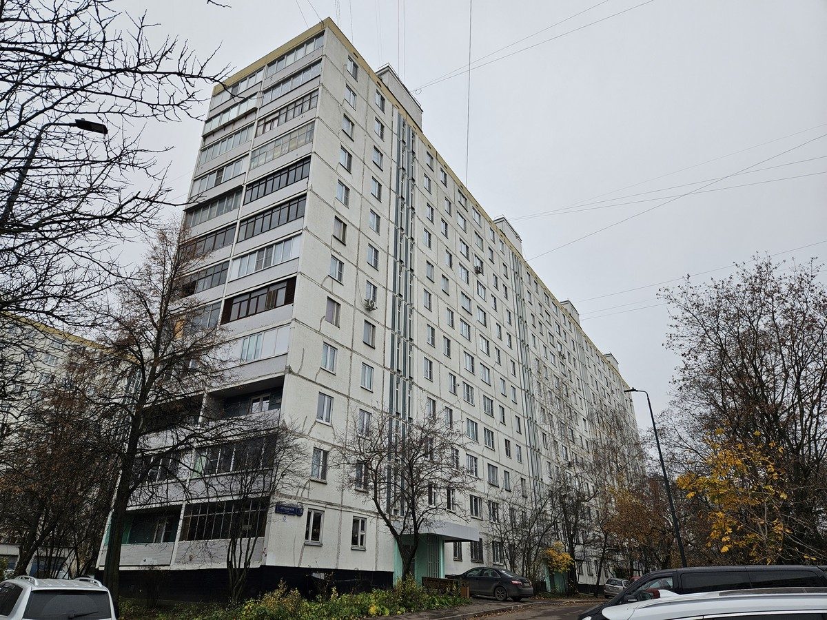 Продажа имущества, находящегося в собственности города Москвы, жилое помещение …
