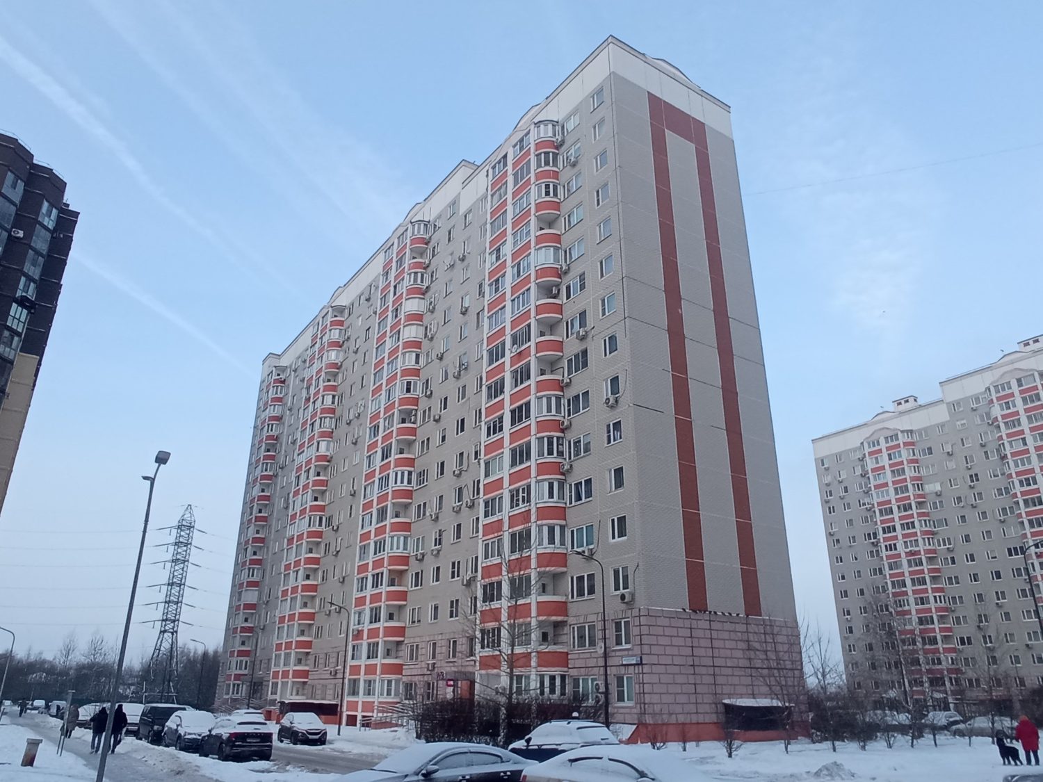 Продажа имущества, находящегося в собственности города Москвы, жилое помещение …