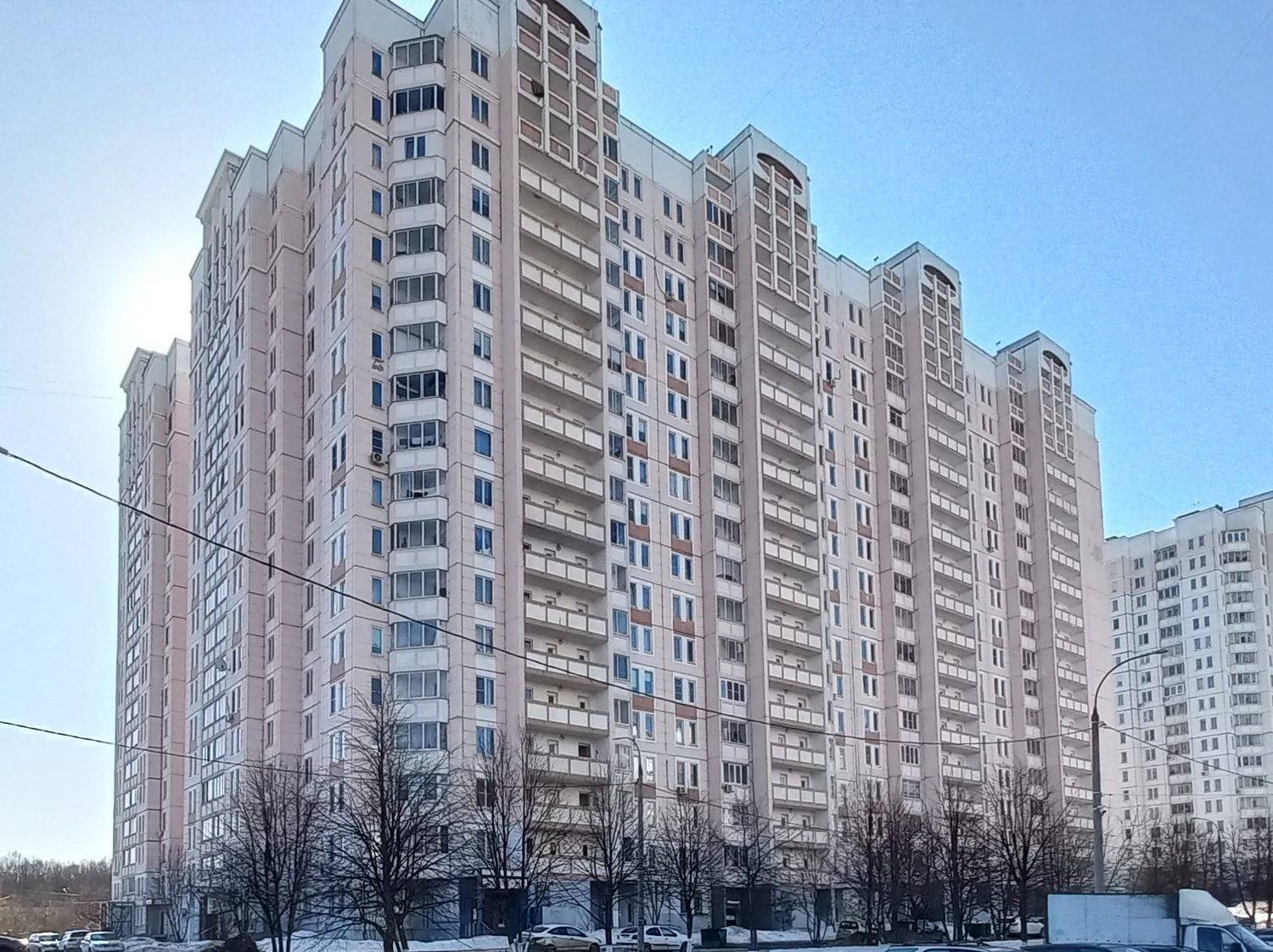 Продажа имущества, находящегося в собственности города Москвы, жилое помещение …