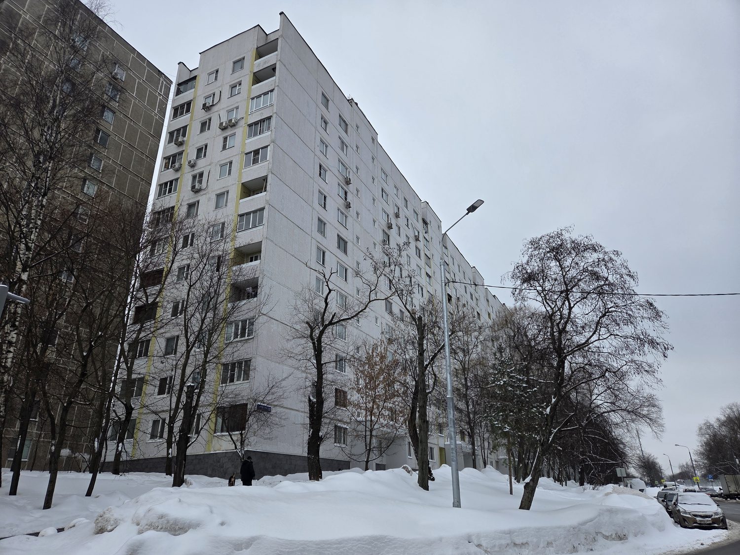 Продажа имущества, находящегося в собственности города Москвы, жилое помещение …