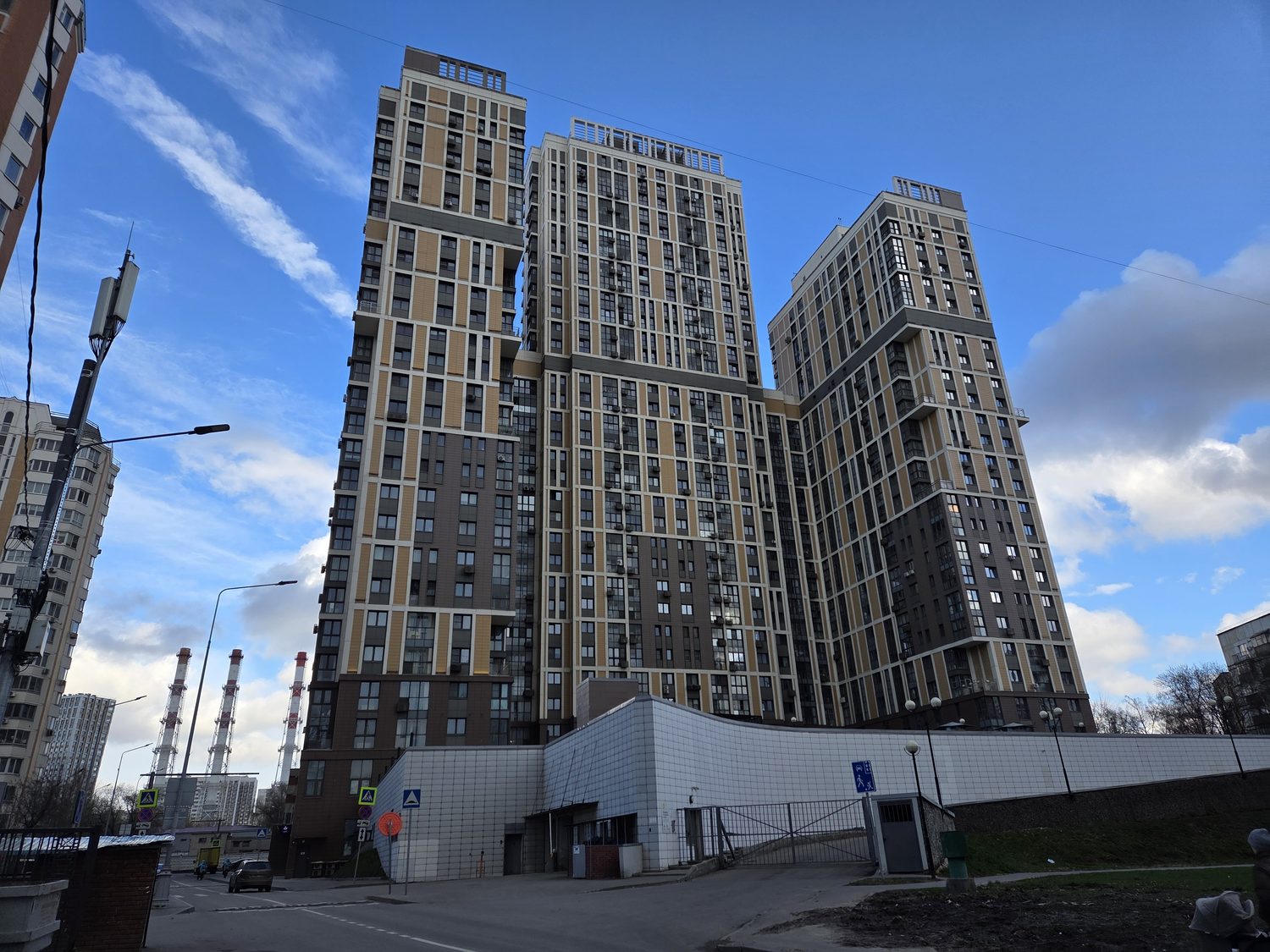 Продажа имущества, находящегося в собственности города Москвы, жилое помещение …