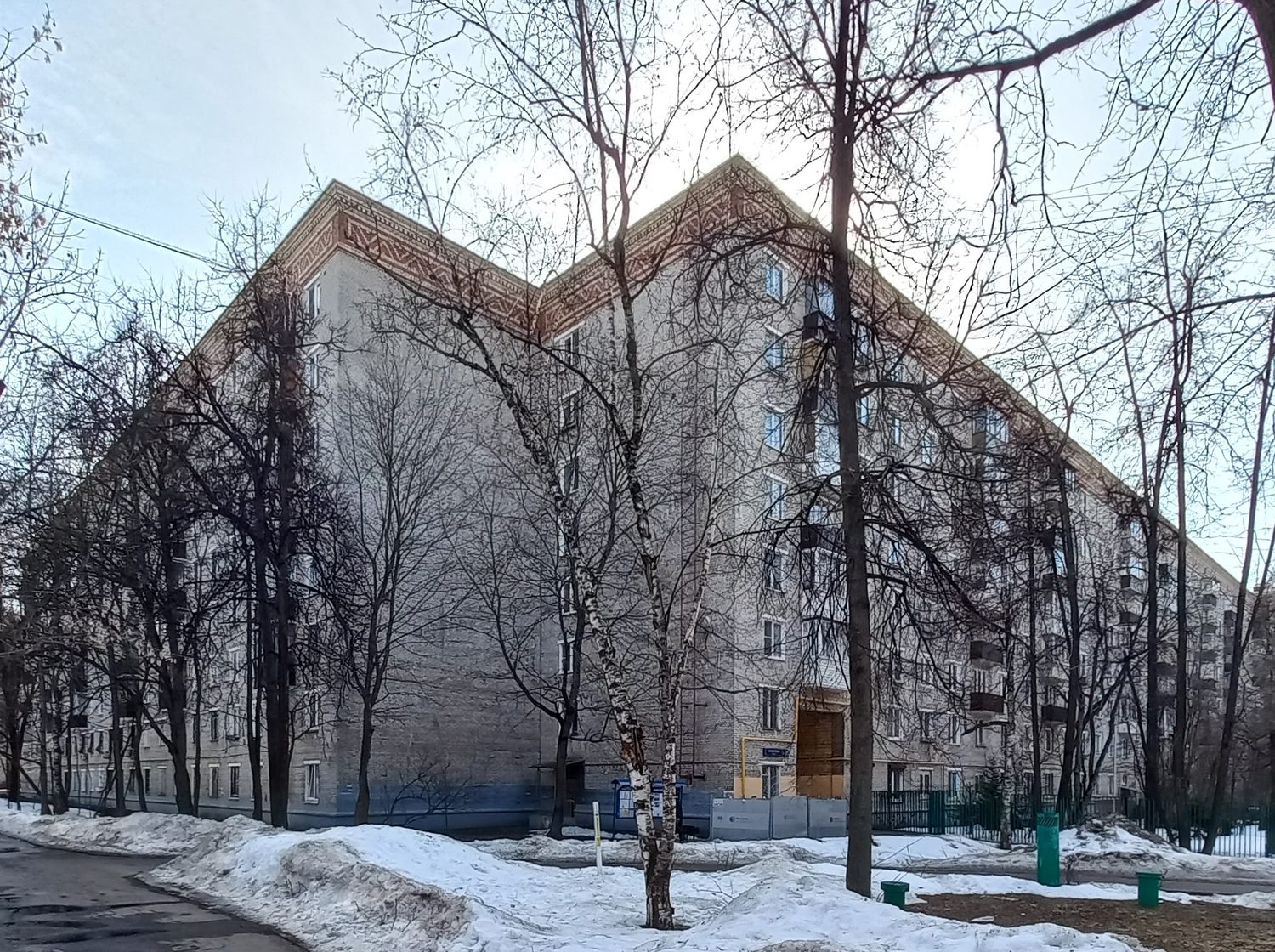 Продажа имущества, находящегося в собственности города Москвы, жилое помещение …