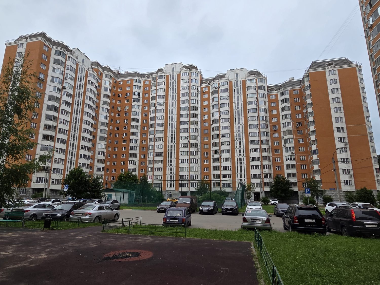 Продажа имущества, находящегося в собственности города Москвы: жилое помещение …