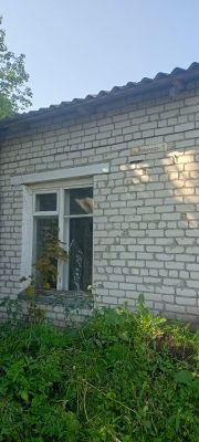 Земельный участок и административное здание по адресу: Псковская область, м.о. …