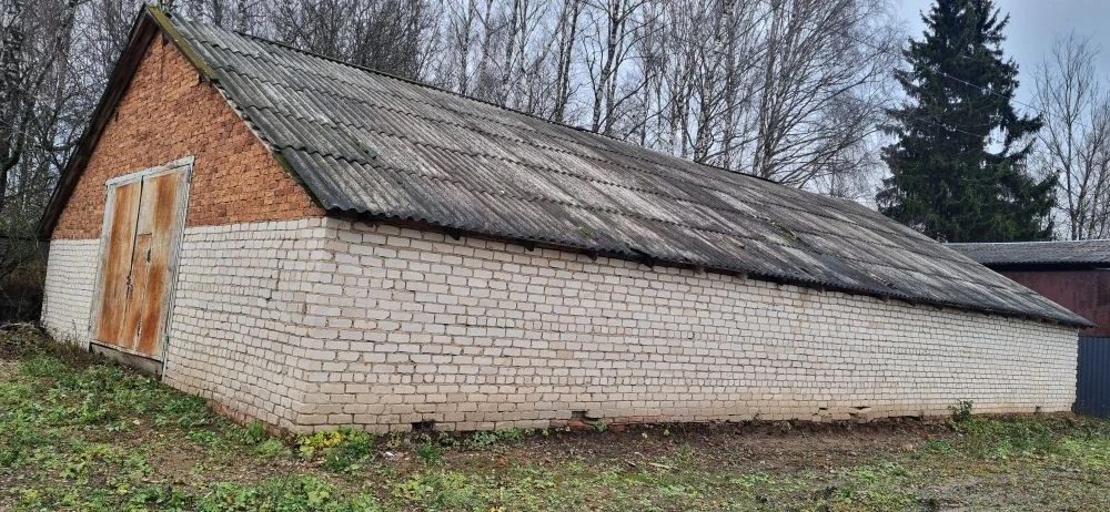 Нежилое здание