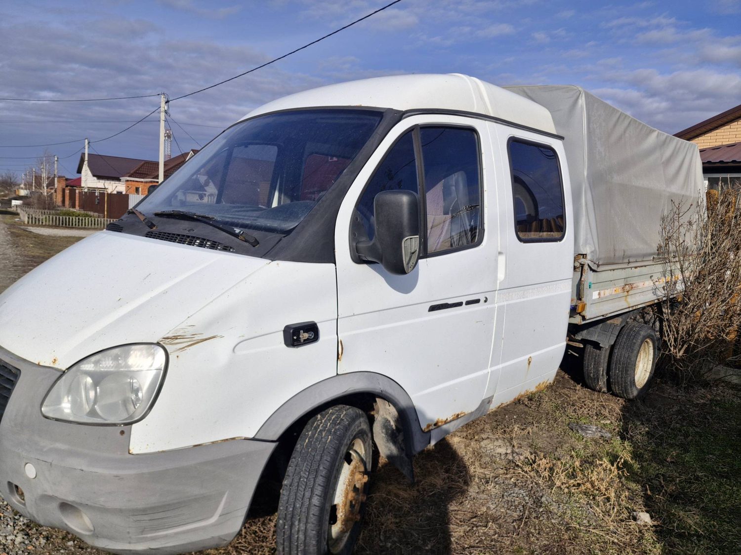 Грузовой бортовой автомобиль ГАЗ 330232, 2011 г.в., г/н Х214ТР161, VIN Х9633023…