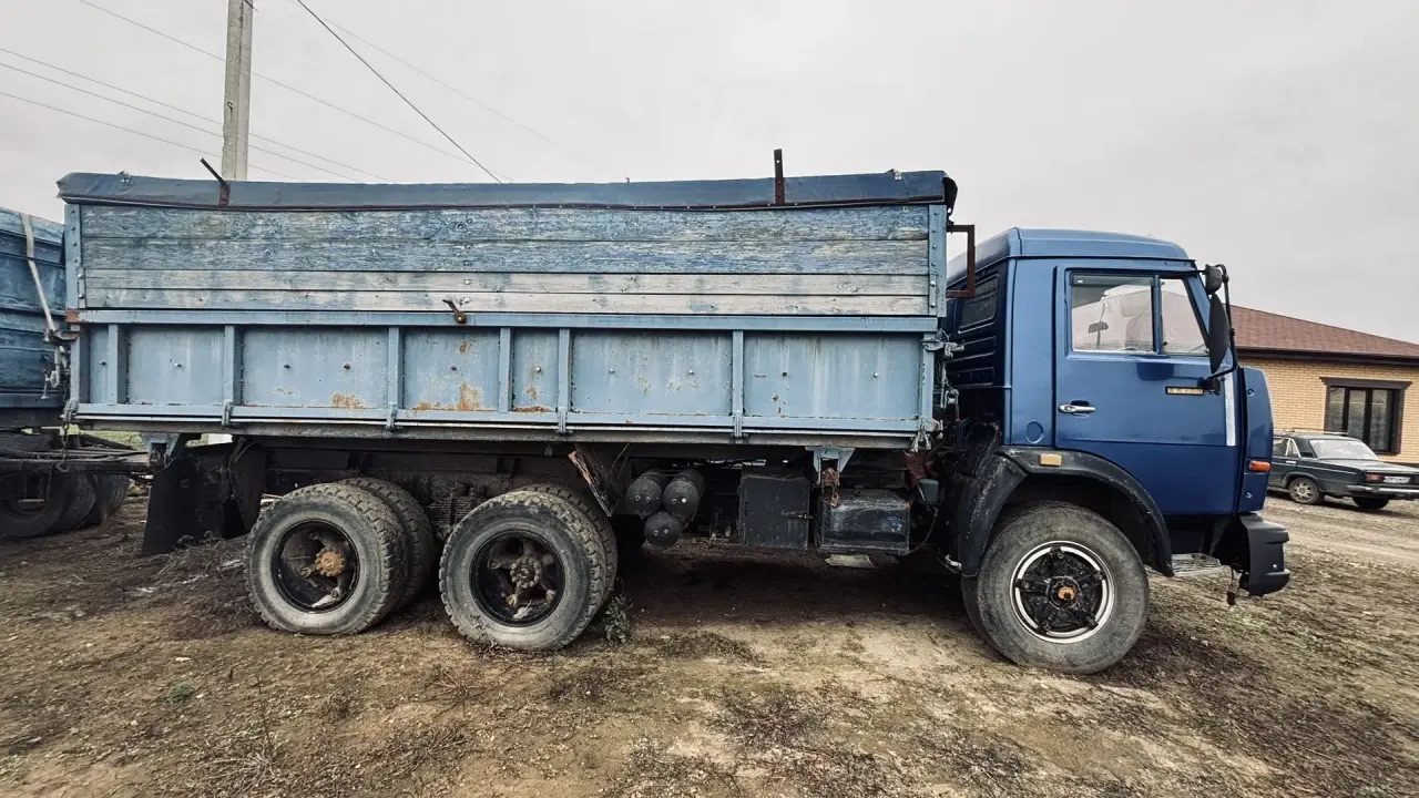 Грузовой самосвал КАМАЗ 55102, 1992 г.в., г/н У997ТС161, VIN XTC0605320N1035000…