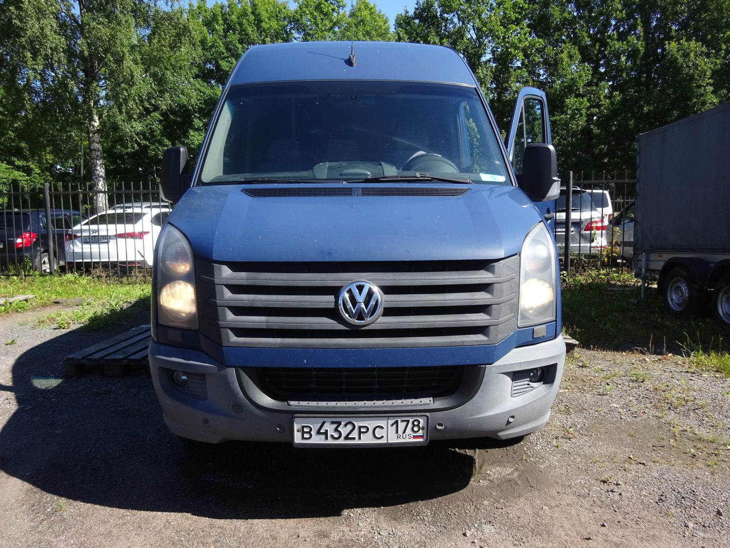 Автобус VOLKSWAGEN 2EKE2 CRAFTER
