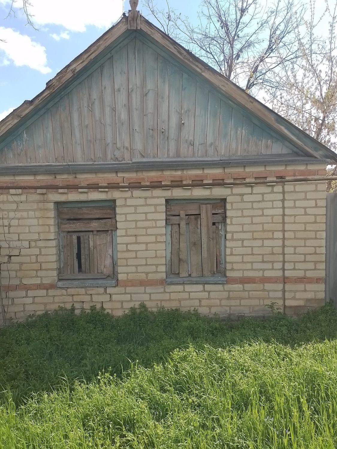 Здание, местоположение Ставропольский край, Александровский район, с. Александр…