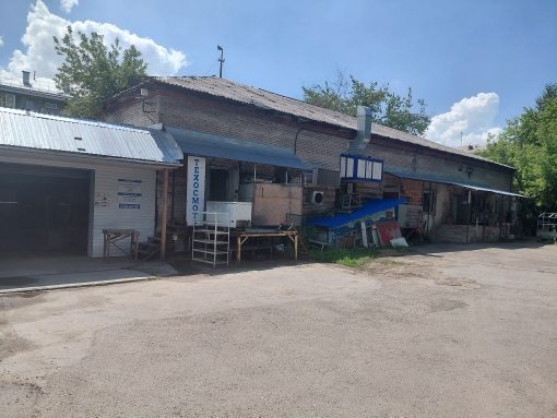 352/1000 доли (254,9 кв.м) в праве собственности в подвале здания столярной мас…