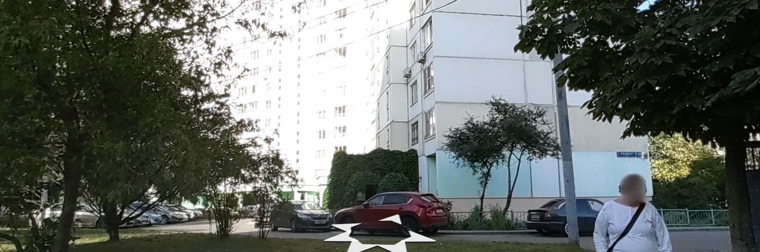 1/2 доли в праве собственности в квартире пл. 56,1 кв.м. по адресу: г. Москва, …