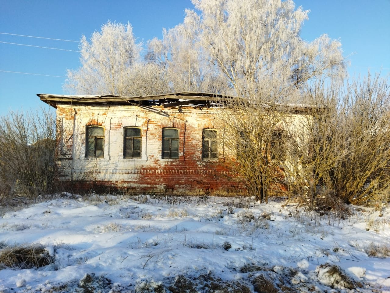 здание, назначение: нежилое, этаж 1, общей площадью 113,7 кв.м, кадастровый ном…