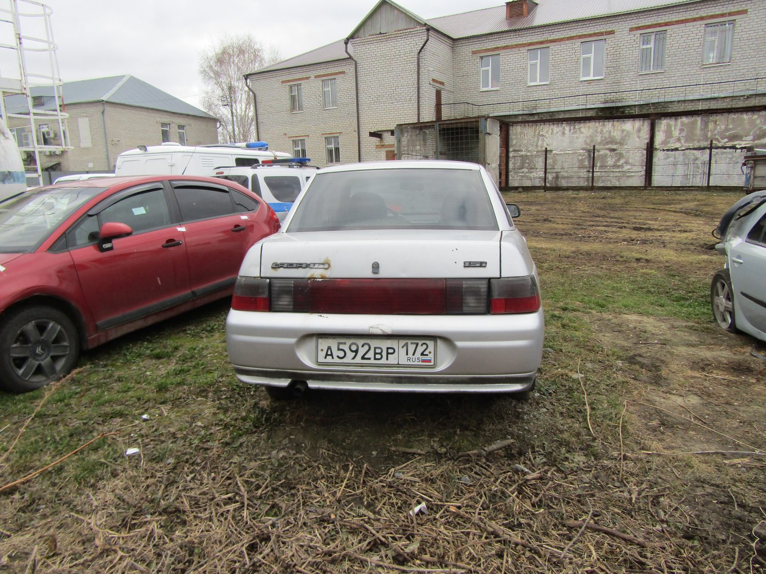Автомобиль ВАЗ 21102 г/знак А592ВР72, 2003г.в. цвет светло-сереб. металл VIN XT…