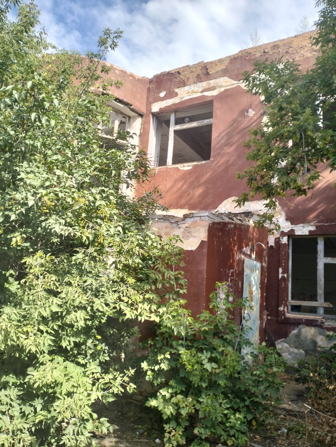 Земельный участок площадью 3581 кв.м, кадастровый № 22:71:010502:9 с расположен…