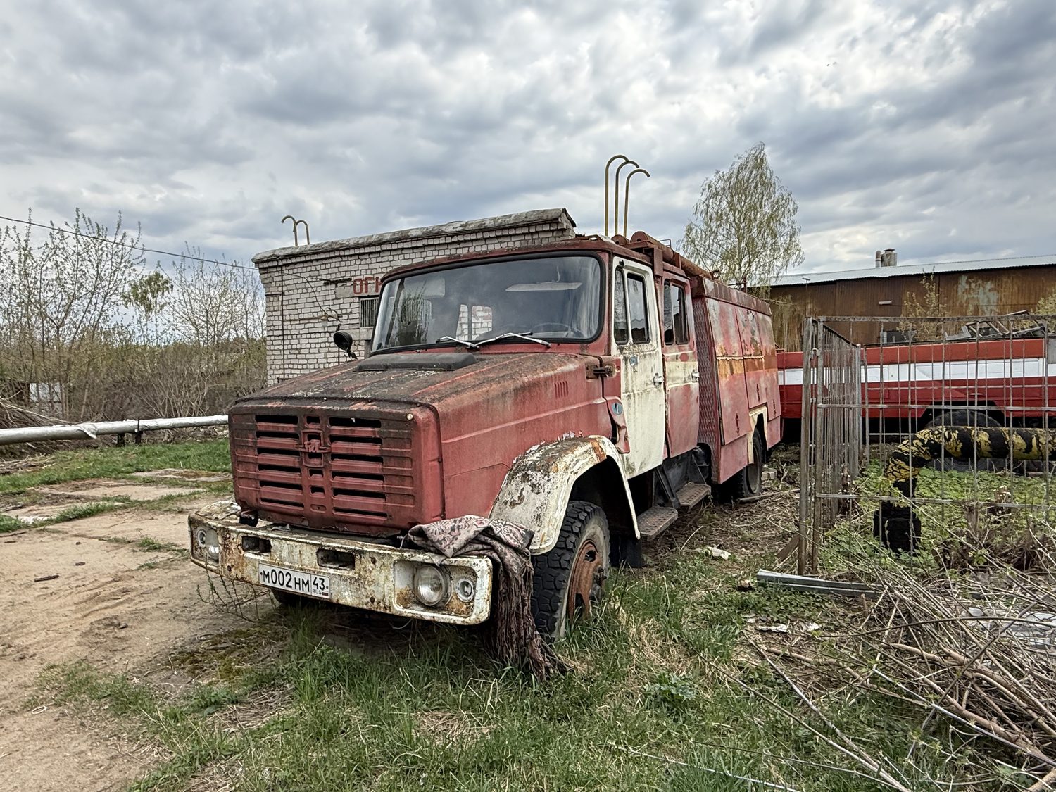 ЗиЛ-433104