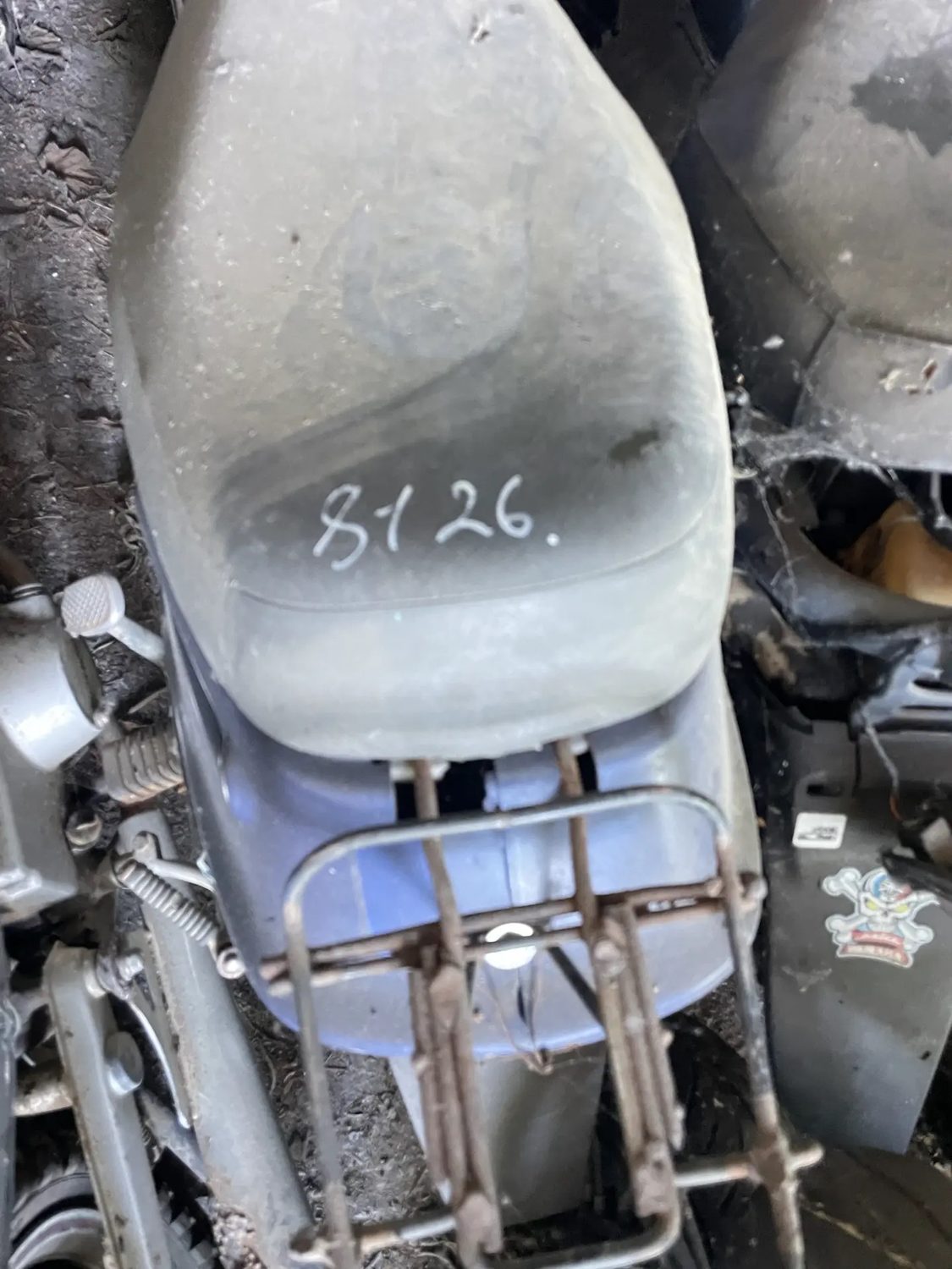 Мопед марки "Honda Tact AF24", год выпуска не установлен, в корпусе синего цвет…