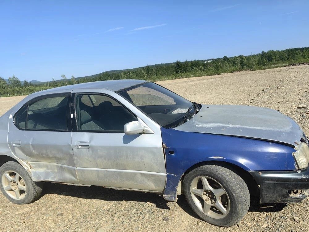 Автомобиль марки “Toyota Camri” государственный номер Н 421 АУ 65, серебристого…