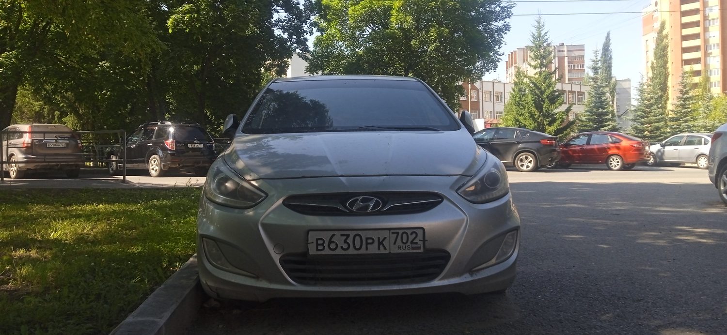 Автомобиль HYUNDAI SOLARIS, 2013 года выпуска