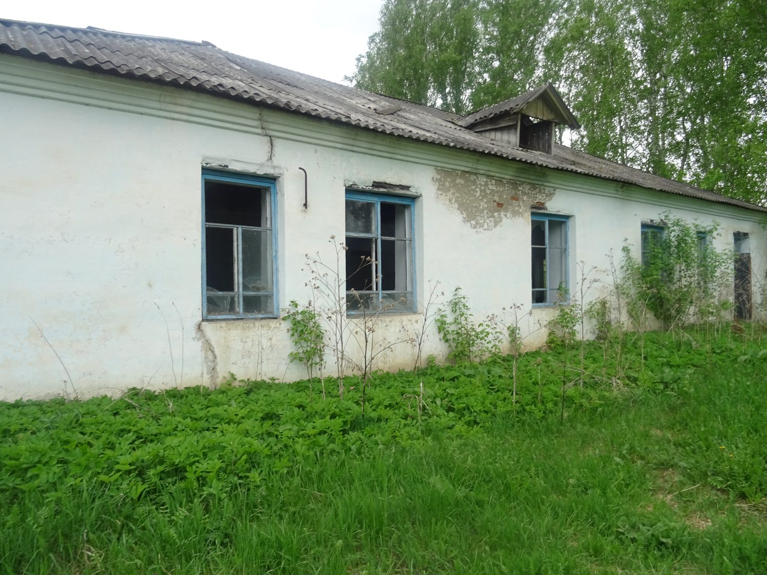 Нежилое здание (1963 года, кирпичное, одноэтажное, площадью 163,1 кв.м, кадастр…