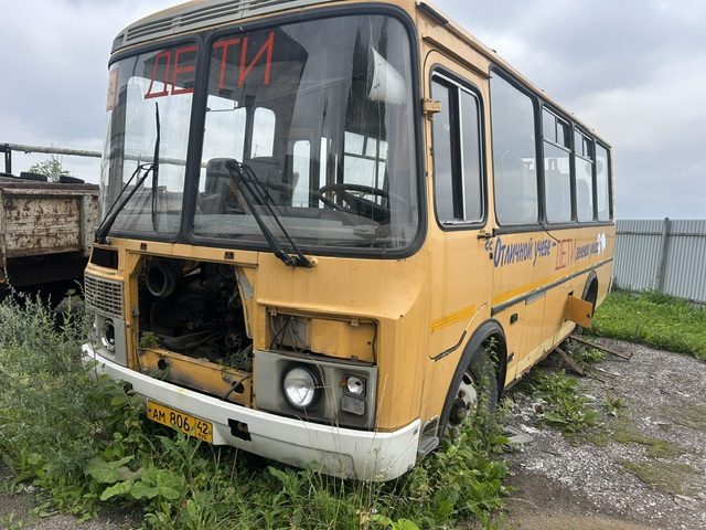 Автобус ПАЗ 32053 – 70, идентификационный номер (VIN) Х1М3205СХВ0003304