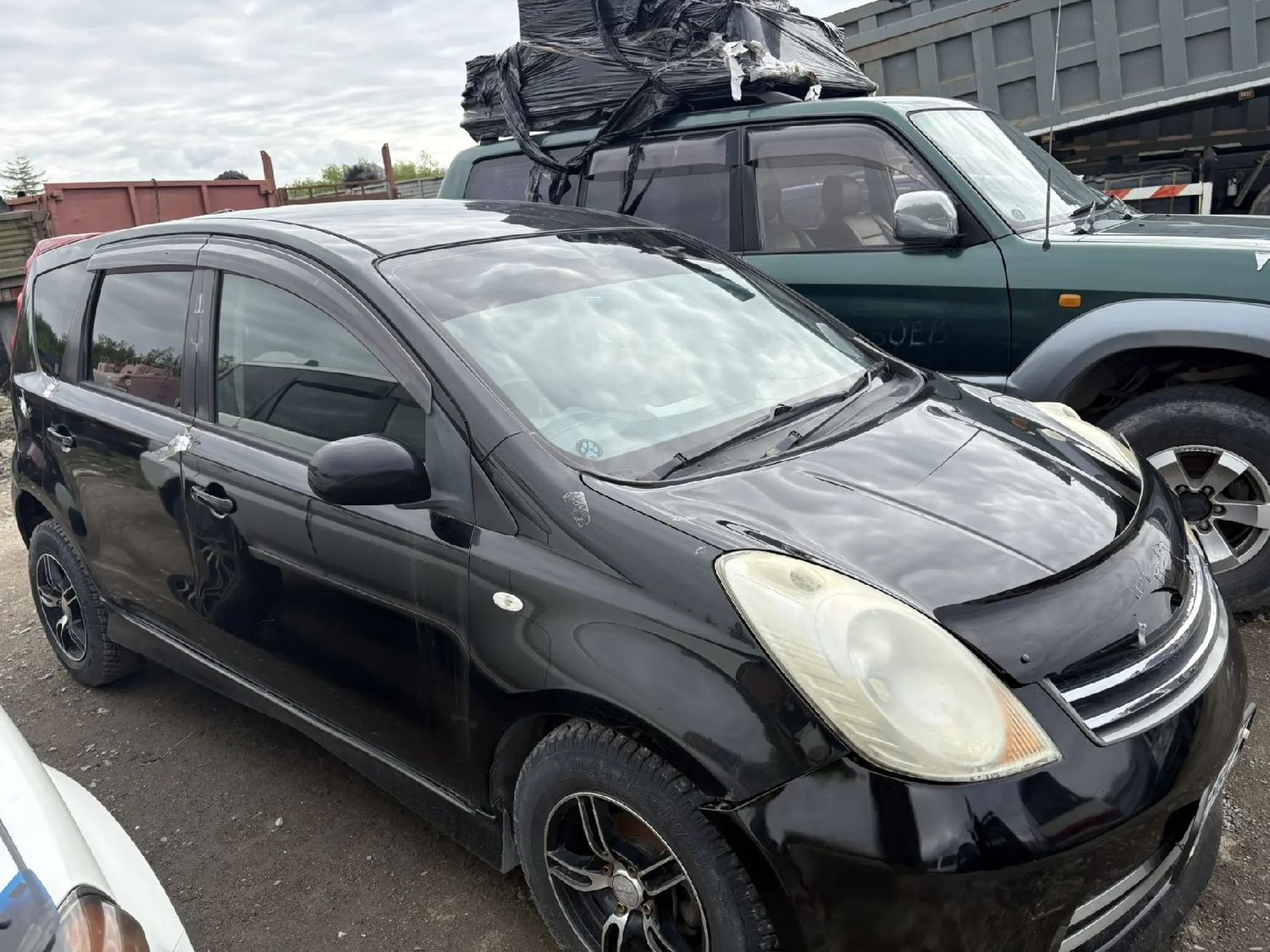 Автомобиль марки «Ниссан HОТЕ», г/нА729ВХ49, Год выпуска: 2007 Цвет: чёрный Ном…