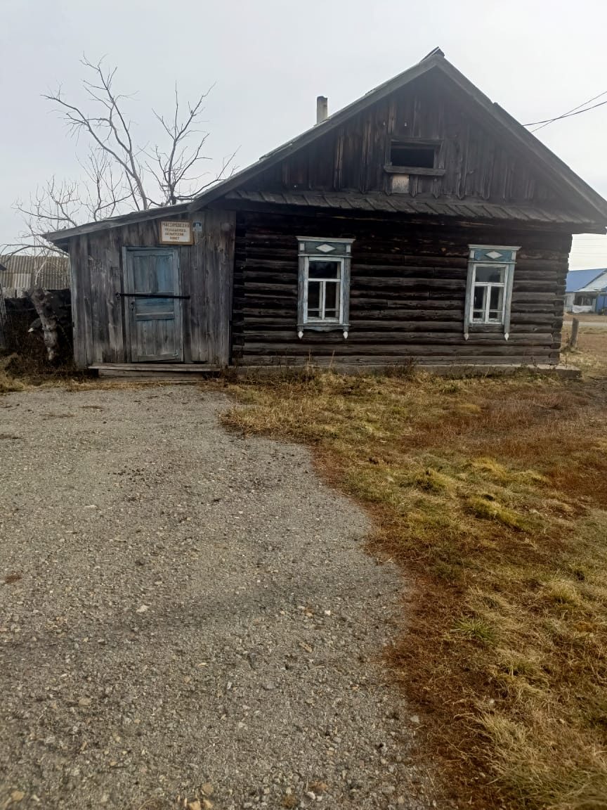 Здание фельдшерско-акушерского пункта, по адресу: Курганская область, Сафакулев…