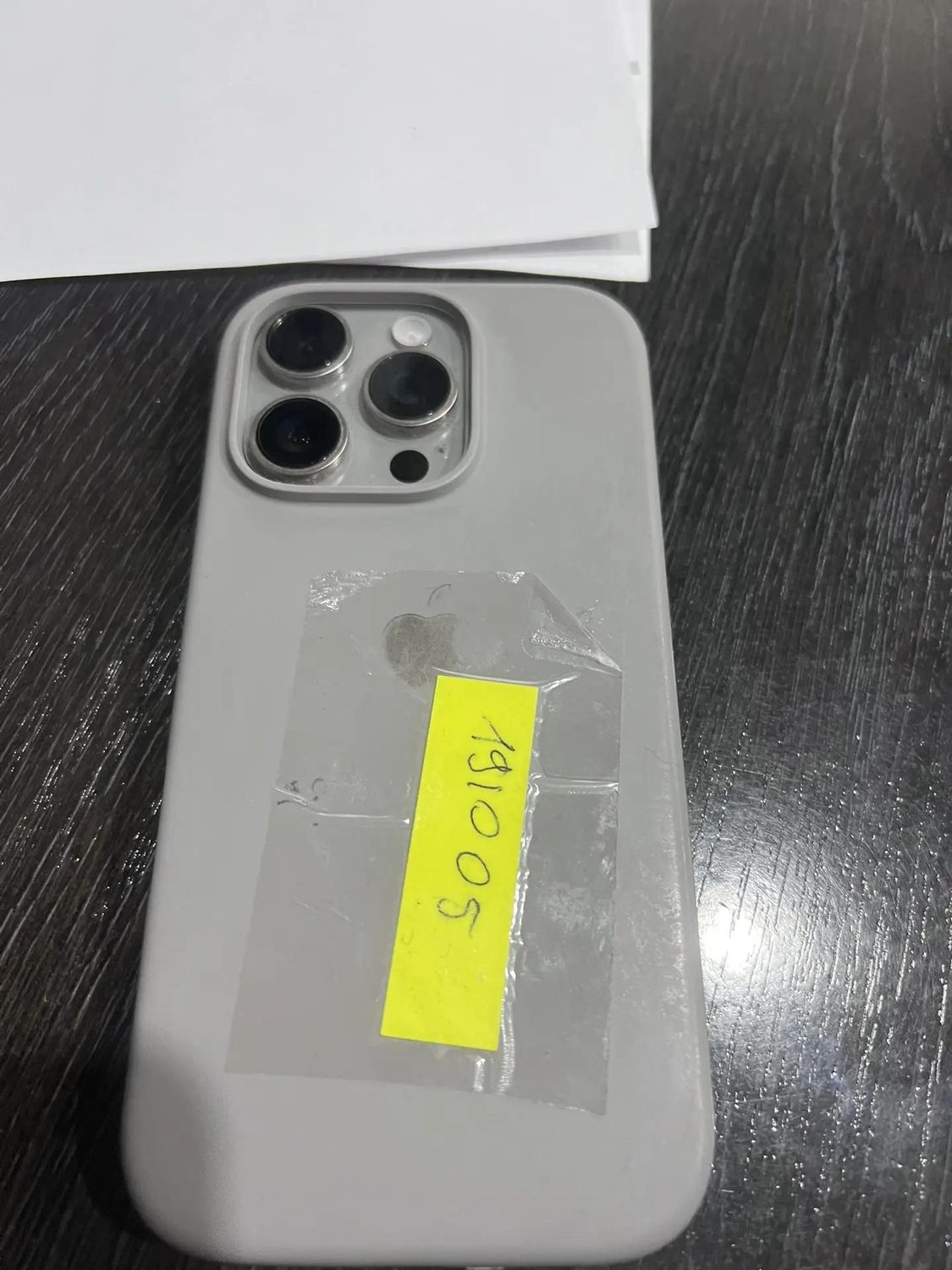 мобильный телефон (смартфон) марки "Iphone 16 Pro" (Айфон 16 Про) в корпусе сер…