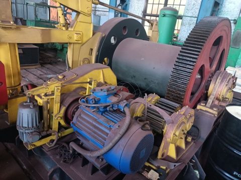 Должник ГУП ДНР «Донецкгормаш». Лебедка проходческая с электрическим приводом Л…