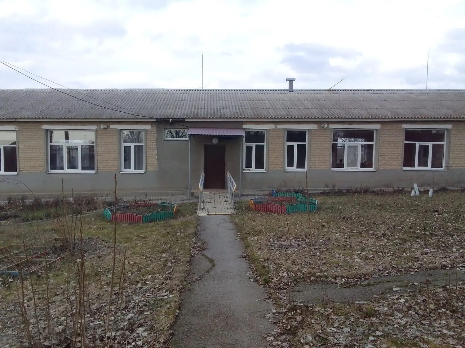 Нежилое здание (детский сад), кадастровый номер 61:21:0080401:1108;