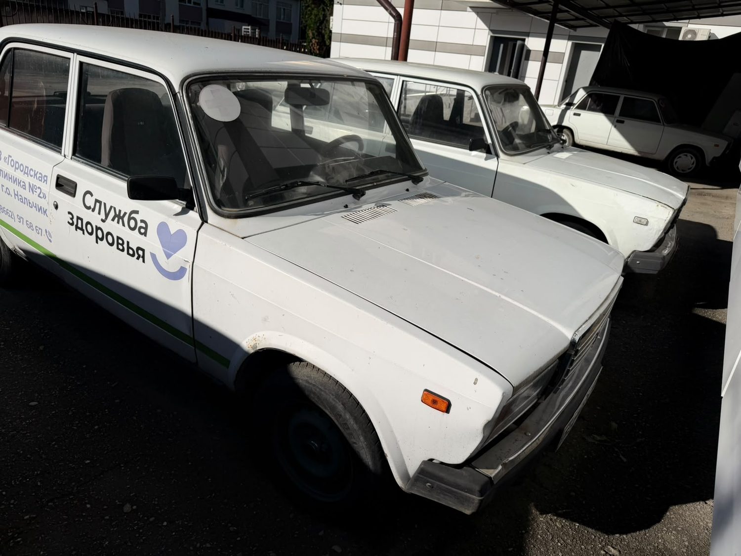 Лот № 2 - автотранспортное средство LADA 210740 2009 года выпуска VIN XTA210740…