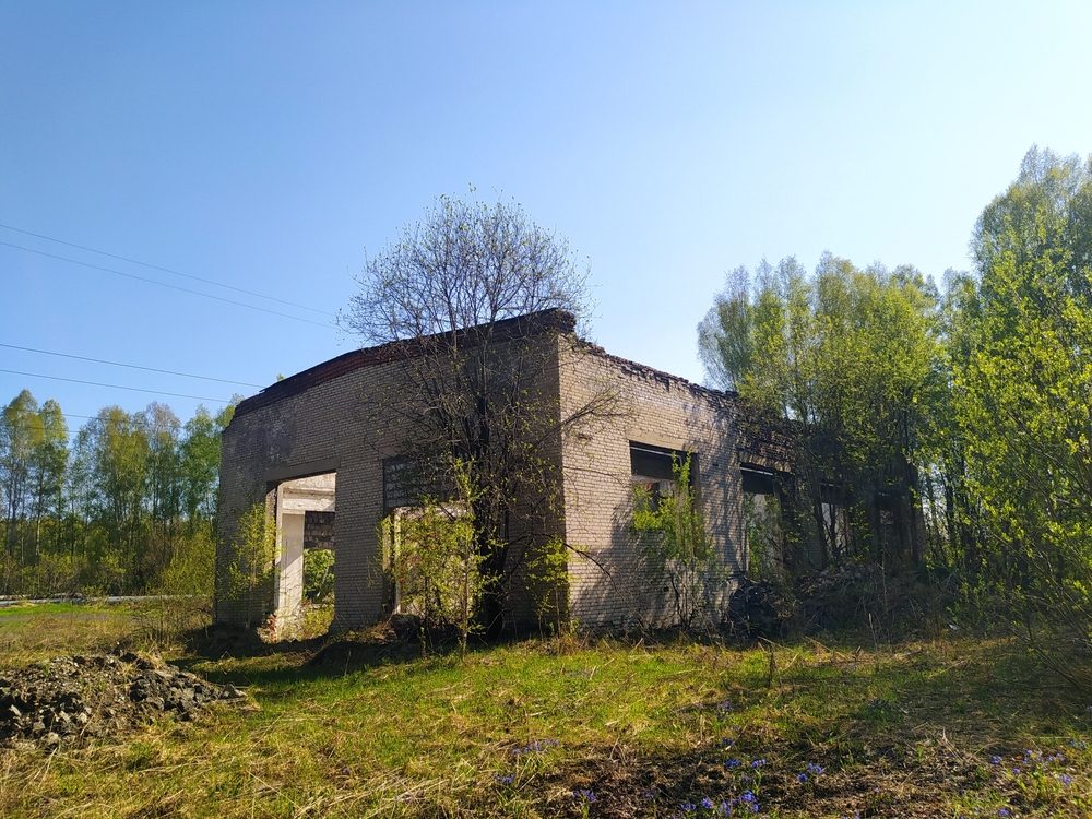 Нежилое здание общей площадью 335,1 кв.м, с кадастровым номером 70:22:0010501:2…