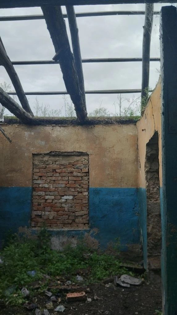 Нежилое здание, назначение: нежилое, площадь 174,4 кв.м., кадастровый номер 45:…