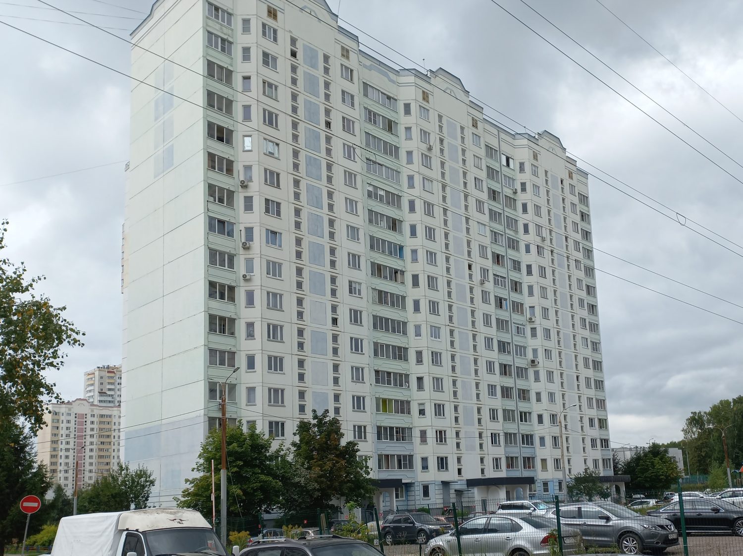 Продажа имущества, находящегося в собственности города Москвы: жилое помещение …