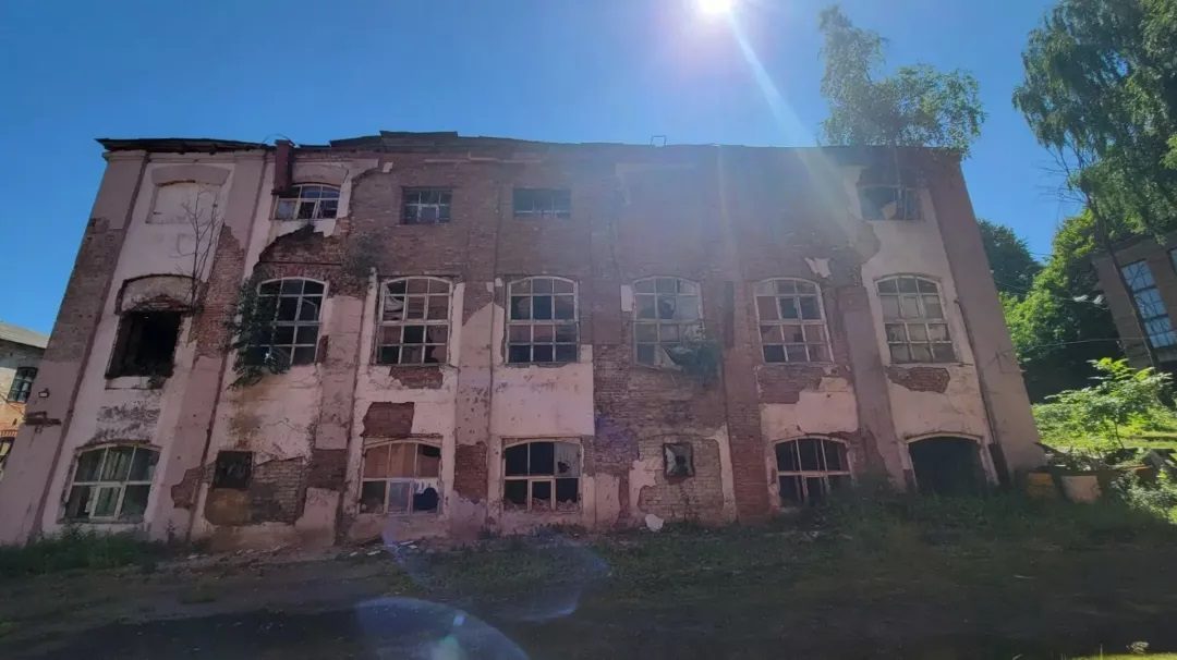 Изъятый на основании решения суда ОКН рег-ного значения «Южный производственный…