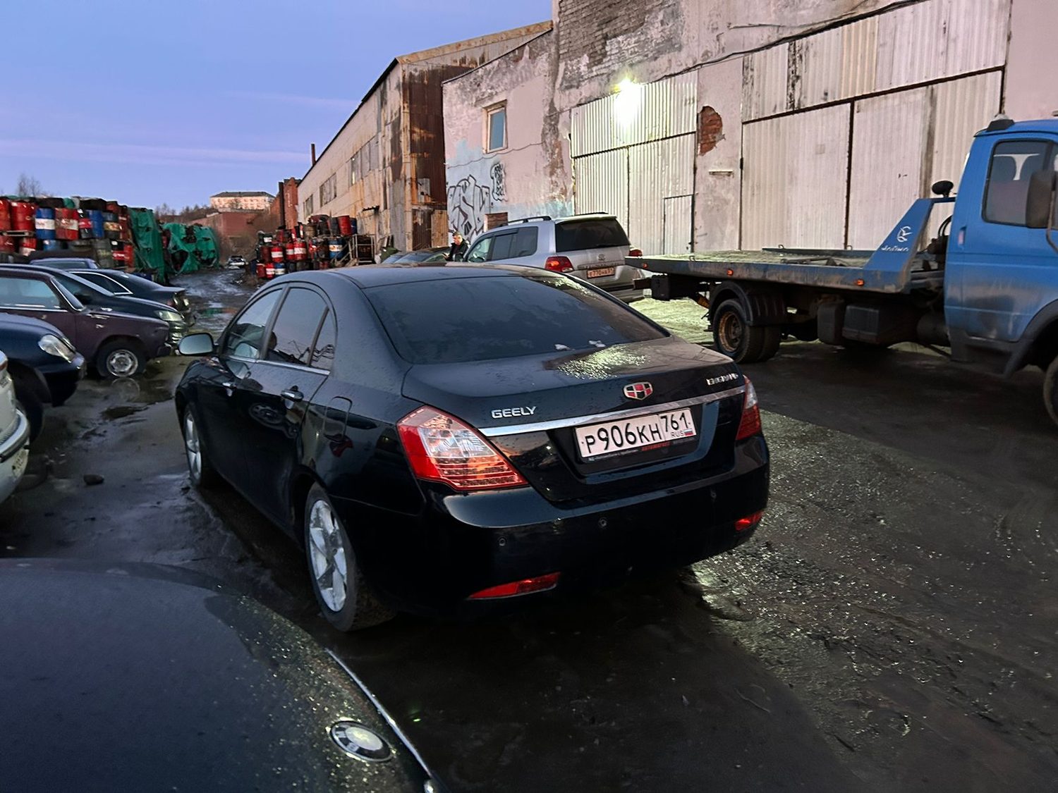 Автомобиль марки «Джили Эмгранд», государственный регистрационный знак Р906КН76…