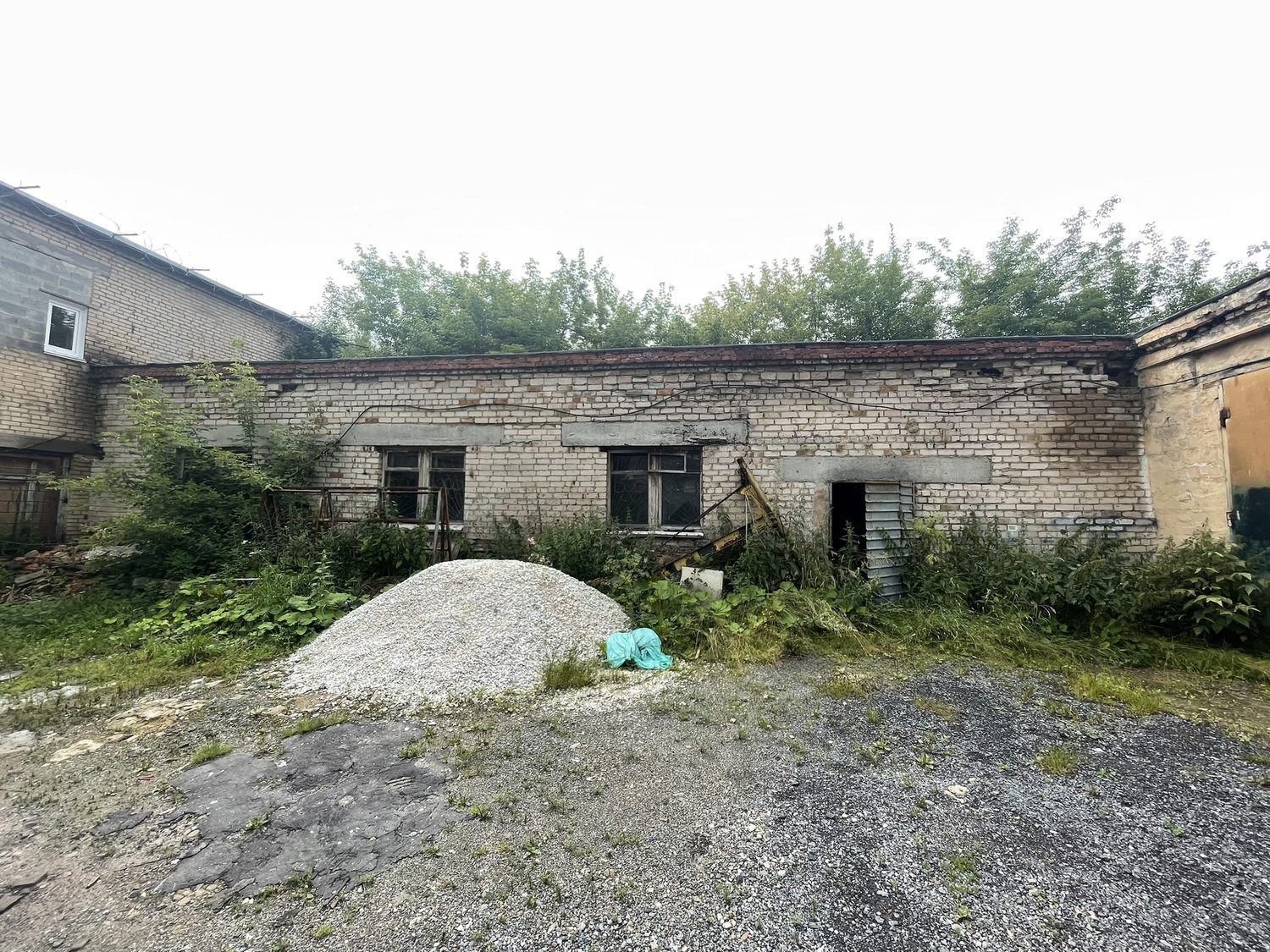 Нежилое здание, назначение: нежилое, площадь: 169,7 кв. метра, количество этаже…
