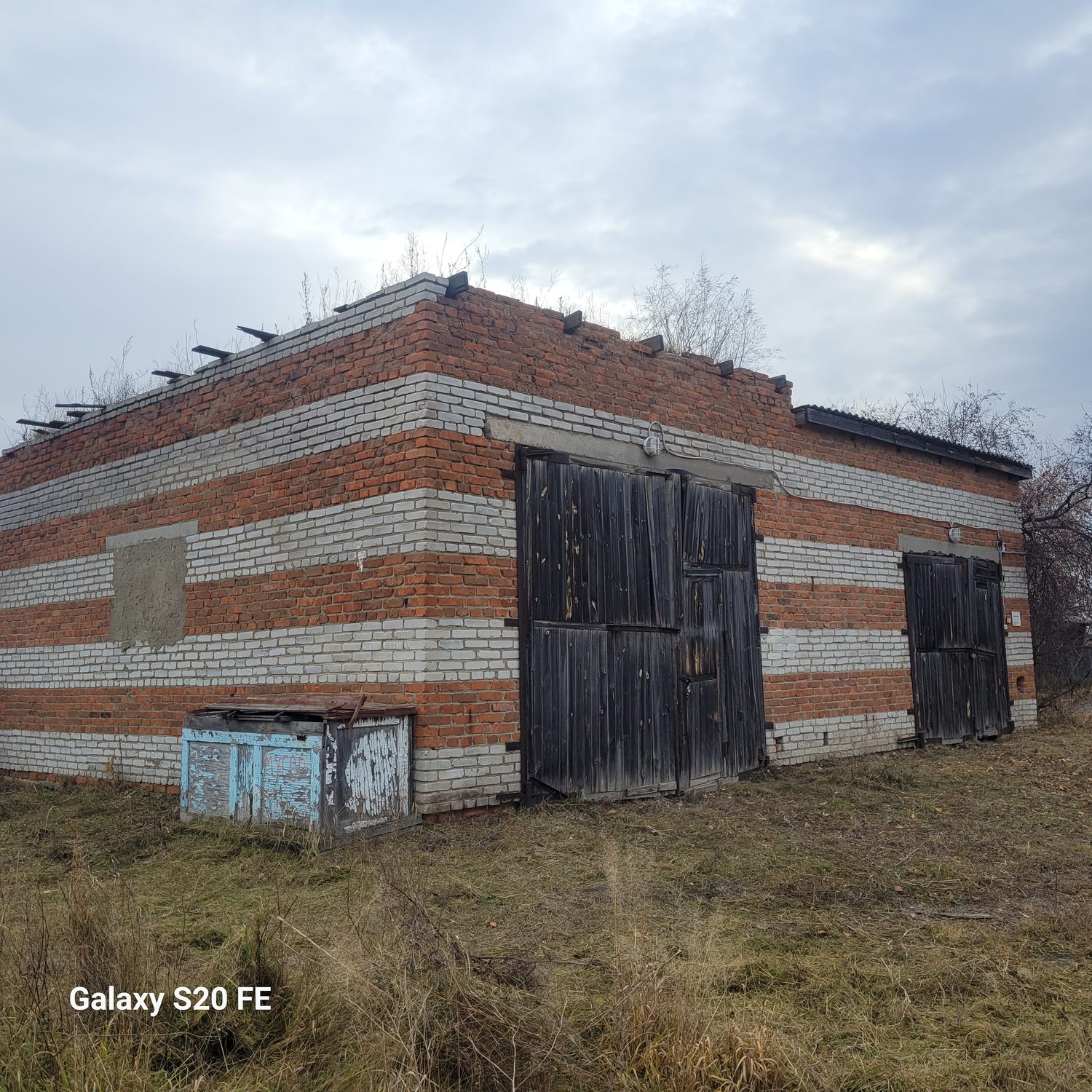 Здание гаража, площадь: 80,1 кв. м, по адресу: Курганская область, Мишкинский м…