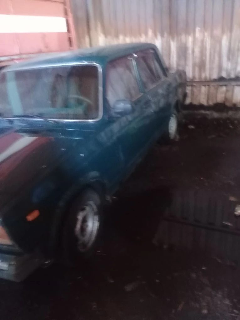 Легковой автомобиль ВАЗ 21074