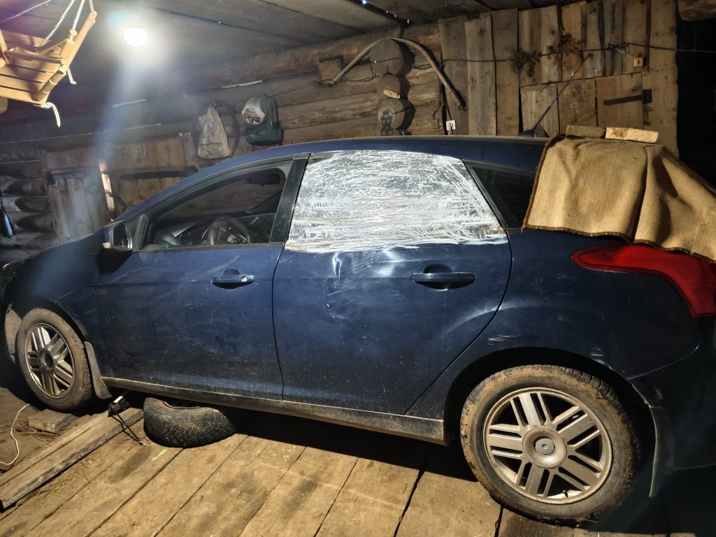 Легковой автомобиль марки Ford Focus, 2012 г.в, г/н У542СВ43, цвет: темно-синий…