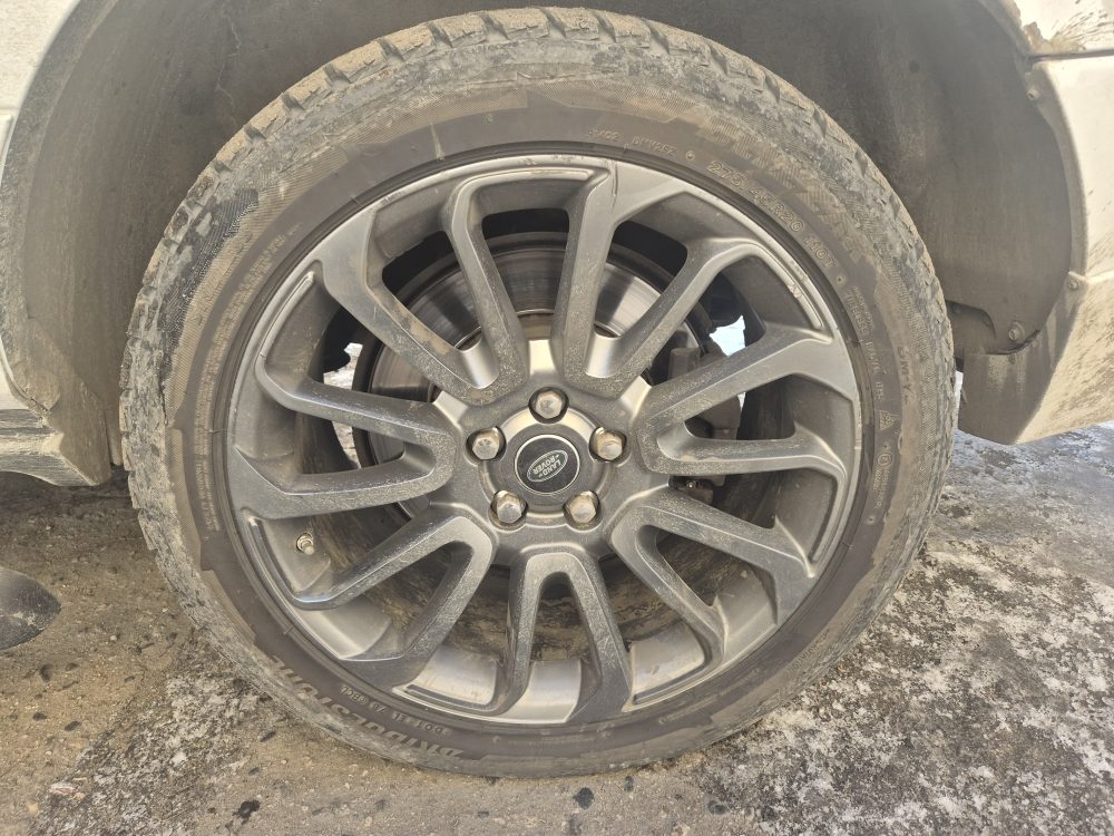Легковой автомобиль марки LAND ROVER модель RANGE ROVER, 2010 г.в., г/н В444ЕМ7…