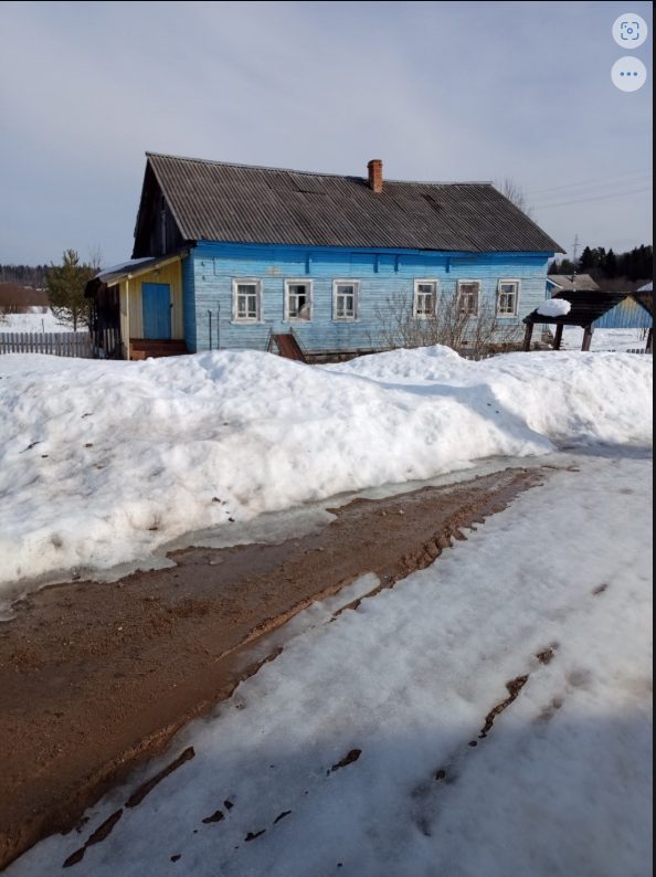 здание нежилое с кадастровым номером 35:09:0201037:100 площадью 124,1 кв.м., с …