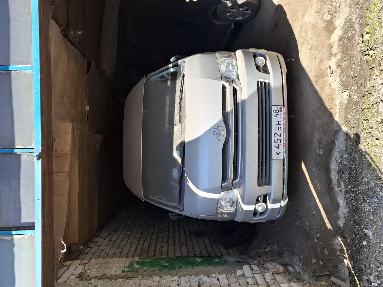 Автобус TOYOTA HIACE год выпуска 2008
