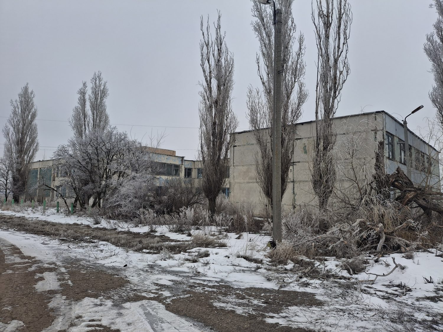 Нежилое здание школы, расположенное по адресу: Саратовская область, Марксовский…
