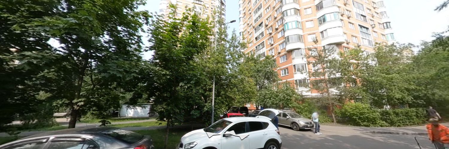 1/2 доля в праве собственности в квартире пл. 62,8 кв.м. по адресу: г.Москва, у…