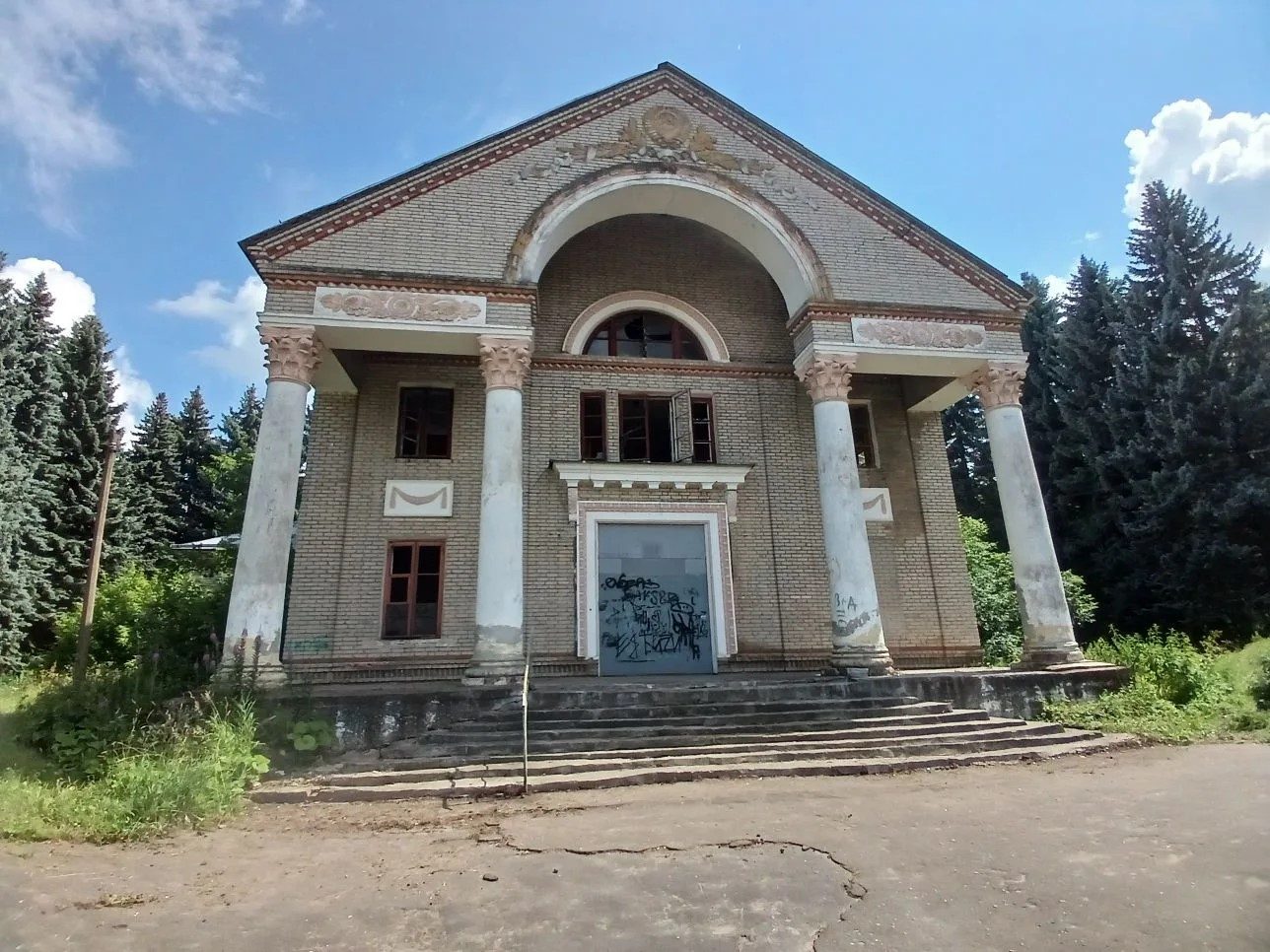 Аренда нежилого здания 651 кв.м. с земельным участком 3 456 кв.м. в г.о. Коломна