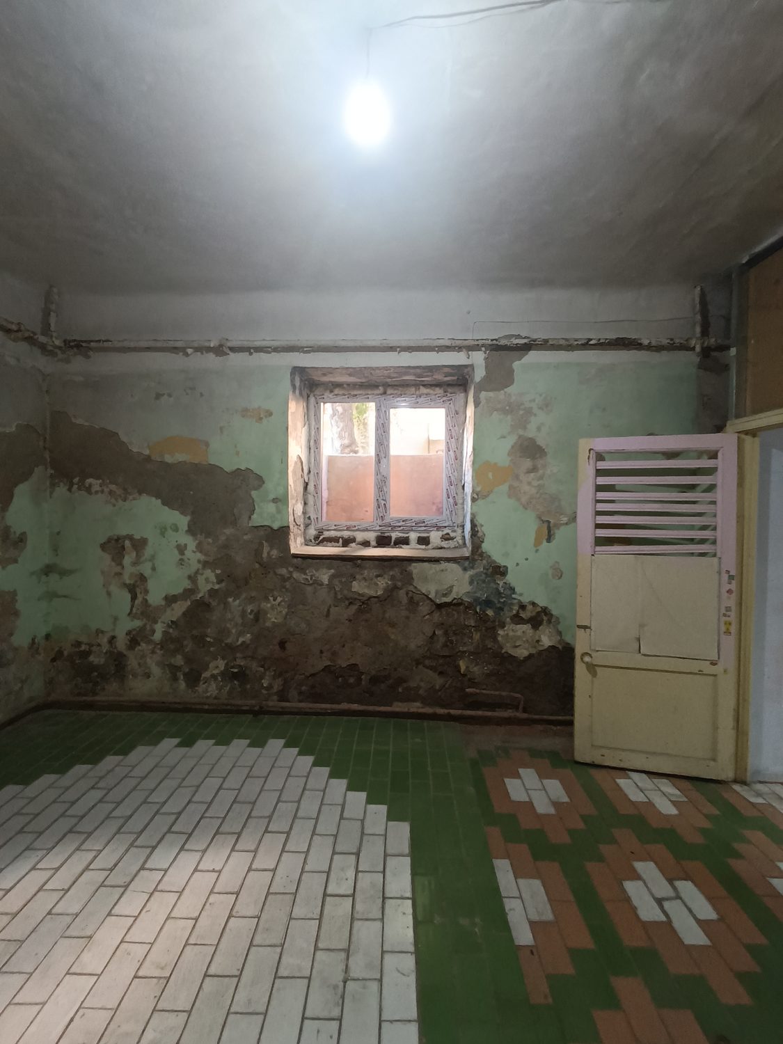 нежилое помещение №3 с кадастровым номером 74:33:0123010:6274, площадью 103,8 к…